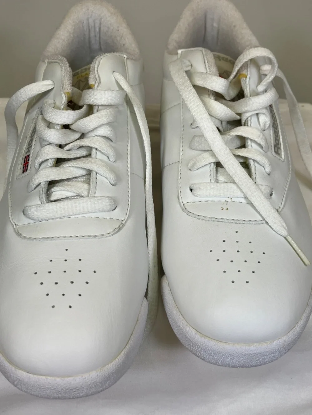 Reebok Princess Supreme 2 Shoes Womens Sz 9.5 NEVER WORN White/White